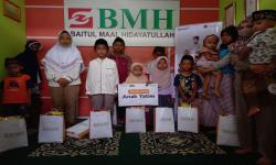 BMH Muharram Bangkit,  BMH Bahagiakan 50 Anak Yatim-Dhuafa dan Piatu di Kudus