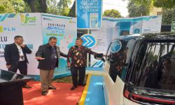 PLN Buka Tempat Pengisian Kendaraan Listrik di Pendopo Kabupaten Garut