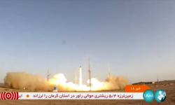 Iran Luncurkan Roket Usai Sepakat Lanjutkan Pembicaraan Nuklir