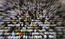 Mengapa Hanya Islam yang Diberi Embel-Embel Moderat?