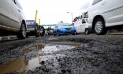 Lubang Jalan di Pantura Indramayu Diperbaiki, Ditarget Rampung Sebelum Mudik Lebaran