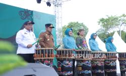 Semarakkan HKG ke-53, Tri Tito Resmi Buka Pameran Festival UMKM dan Pemeriksaan Kesehatan Gratis