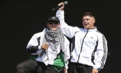  Teriakan ‘Free Palestine’ Getarkan Panggung Festival Glastonbury