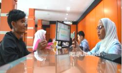 Salurkan BSU di Batam, Pos Indonesia Layani Ratusan Penerima per Hari