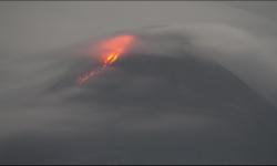 In Picture: Lava Pijar Gunung Merapi