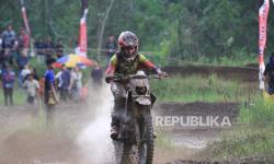 Ukir Prestasi Lagi, Mahasiswa UBSI Kampus Pontianak Sabet Juara 3 Grasstrack