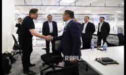 Luhut akan Temui Elon Musk pada September Minta Kejelasan Rencana Investasi di Indonesia