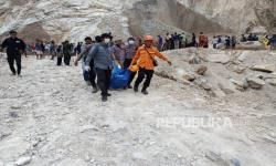 Tertimbun Longsor, Dua Penambang Galian C Argasunya Berhasil Dievakuasi
