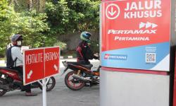 Pengendara Motor tak Perlu Pakai Aplikasi <em>MyPertamina</em> Beli Pertalite di Bandung