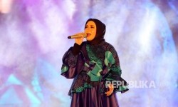 Melly Goeslaw Apresiasi Lagu Sukatani, Doakan Novi Jadi Guru di Sekolah Lain