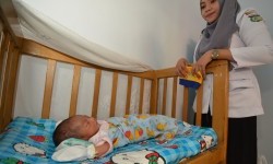 Warga Temukan Bayi Berusia Dua Pekan Dibuang Orang Tuanya di Sorong