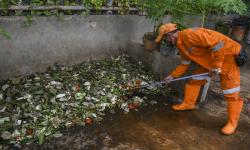 Ibu-Ibu di Pekalongan Dilatih Olah Sampah Organik Jadi Kompos