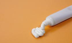<em>Sunscreen</em> Halal: Titik Kritis dan Produk yang Beredar di Indonesia