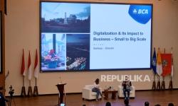 Direktur BCA Bagikan Kiat Digitalisasi Sukses di Universitas Gadjah Mada