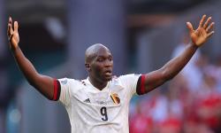  Romelu Lukaku dari Belgia bereaksi selama pertandingan sepak bola babak penyisihan grup B UEFA EURO 2020 antara Denmark dan Belgia di Kopenhagen, Denmark, 17 Juni 2021.