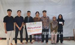 Yadami-An Nur Berikan Bantuan untuk Mahasiswa Korban Pinjol
