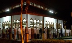 9 Berita Gembira untuk Mereka yang Rajin Sholat Subuh Berjamaah