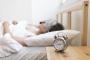 Posisi Tidur Ini Bisa Tingkatkan Risiko Pembekuan Darah