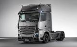 Mercedes Benz meluncurkan The new Actros F yang dilengkapi dengan fitur Multimedia Cockpit, MirrorCam, Predictive Powertrain Control, Active Drive Assist 2, Active Brake Assist 5, Lane Keeping Assist dan Active Sideguard Assist. 