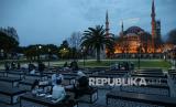 Restorasi Gerbang Masjid Biru Istanbul Berusia 400 Tahun Hampir Selesai