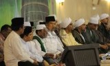 Ribuan Jamaah Peringati Maulid Nabi Muhammad SAW 1437 di 