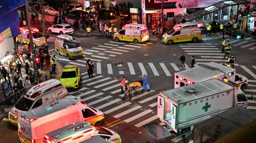 Tragedi Itaewon. Sebanyak 149 orang tewas dalam tragedi perayaan pesta Halloween di Itaewon, Seoul, Korea Selatan. Foto: IST.