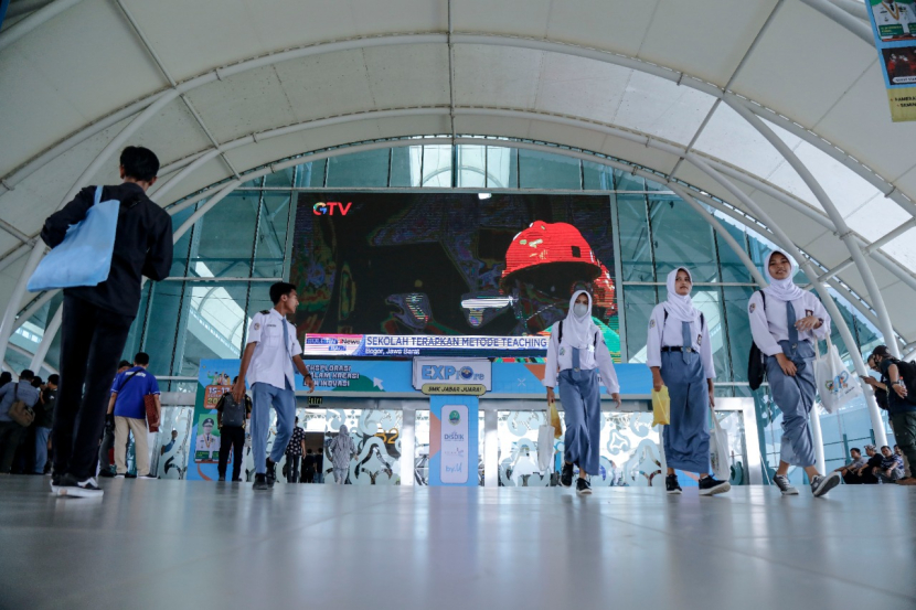 Pameran SMK Jabar di Bandara Internasional Jabar Kertajati