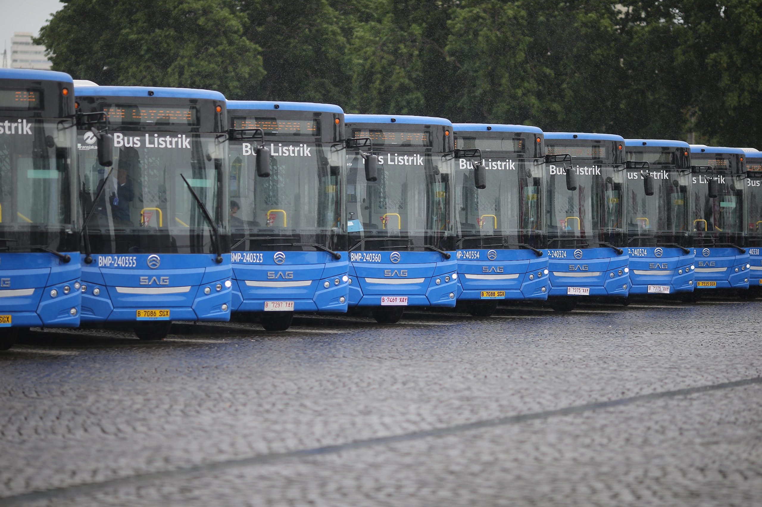 Jakarta Tambah Armada Hijau, SAG Hadirkan 90 Bus Listrik untuk Transjakarta