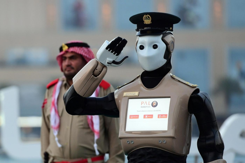 Polisi robot pertama muncul di Dubai (ilustrasi). Foto: Middle East Eye