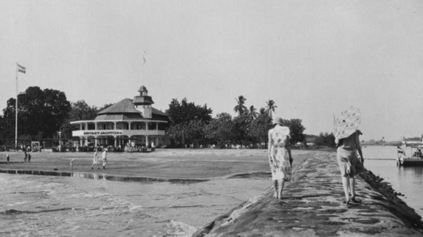 Pantai Cilincing era Hindia Belanda.
