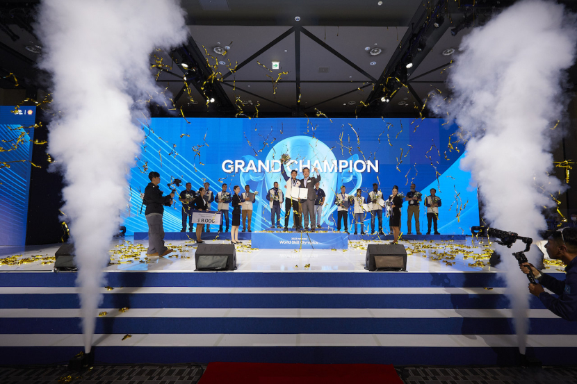 PT Hyundai Motor Indonesia (HMID) dengan bangga mengumumkan bahwa salah satu teknisinya, yakni Haydar Ali dari Hyundai Arista Margonda, menjadi pemenang dalam ajang Hyundai World Skill Olympics (WSO) 2023 yang berlangsung pada 23-26 Oktober lalu di Seoul, Korea Selatan (Korsel). (Foto: HMID)