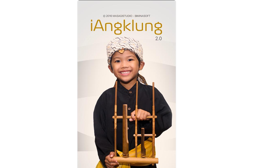 Tampilan app iAngklung.