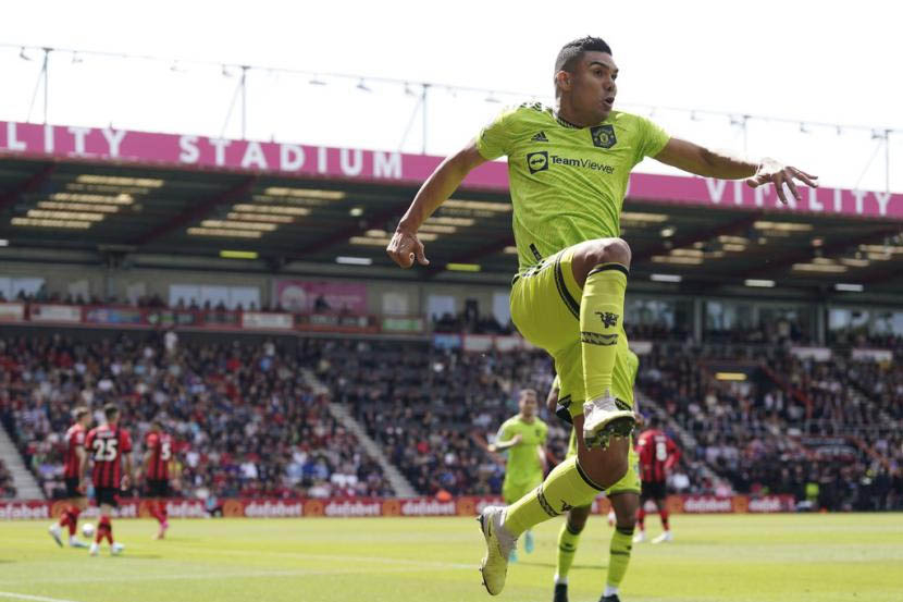Casemiro rayakan gol di laga Bournemouth vs Manchester United.
