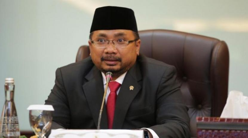 Pada kolom pekerjaan Yaqut di profile wikipedia, seseorang mengganti dari menteri agama menjadi satanis. Foto: Republika.