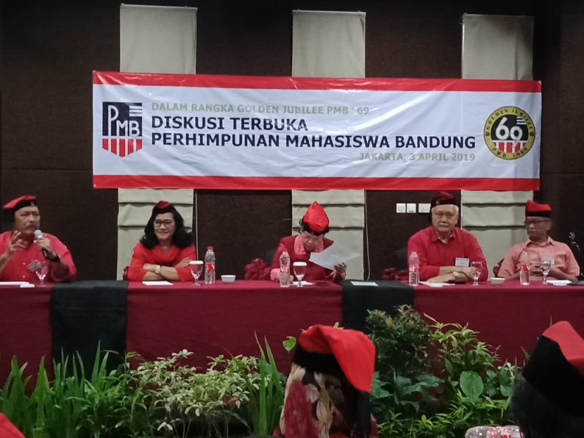 Diskusi PMB April 2019, dari kiri ke kanan: Iwan Abdurahman, Ade Indira Sugondo, Erna Witoelar, Tutun Suntana, Sarwono Kusumaatmadja (foto: dokumentasi pmb).