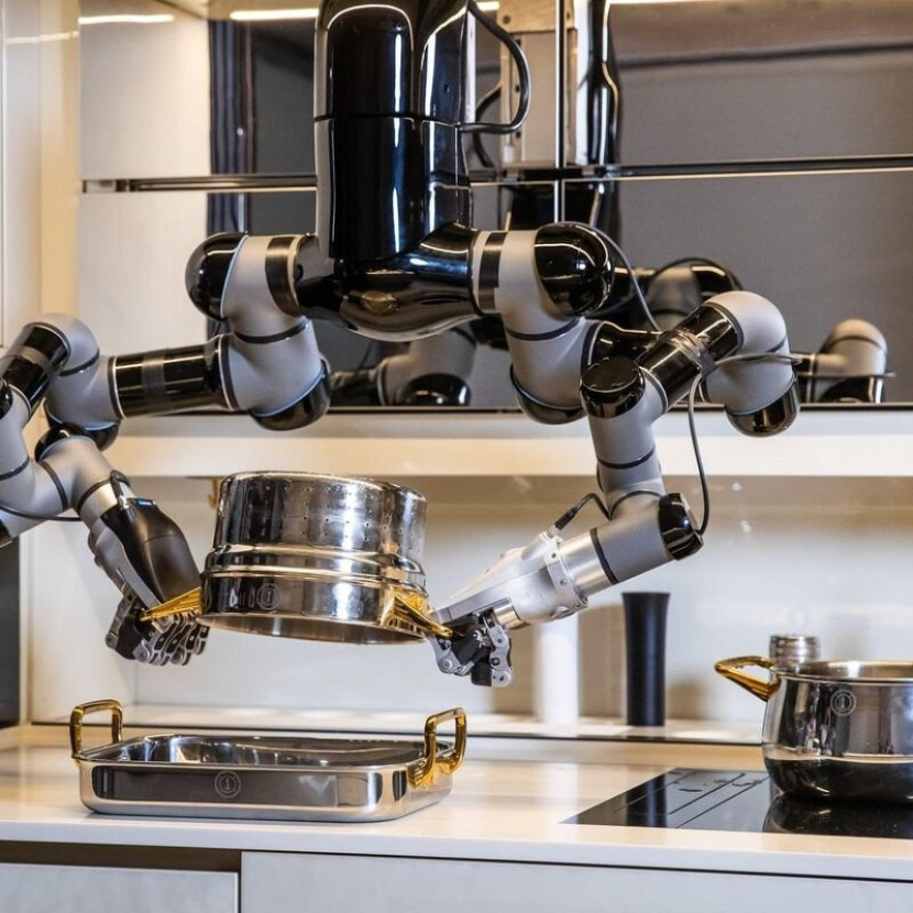 Pemanfaatan Robot Arm Pada Dapur Modern