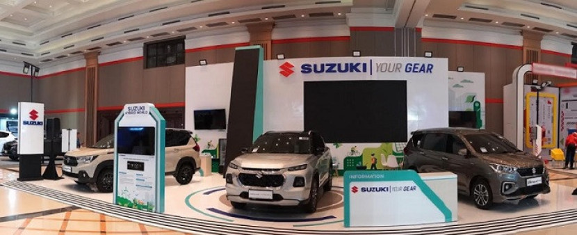 Tampak deretan kendaraan hybrid yang dipasarkan Suzuki di Tanah Air.         dok Suzuki