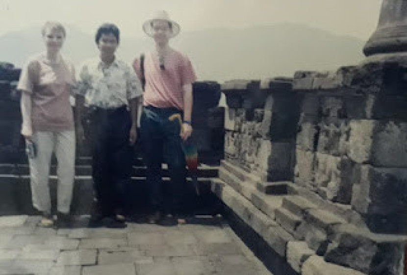 Turis asing mengunjungi Candi Borobudur di Magelang, Jawa Tengah. (Foto: Dokpri)