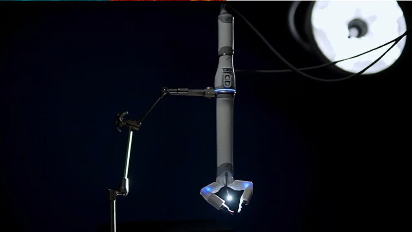Robot spaceMIRA melakukan operasi. Gambar: NASA Sumber: