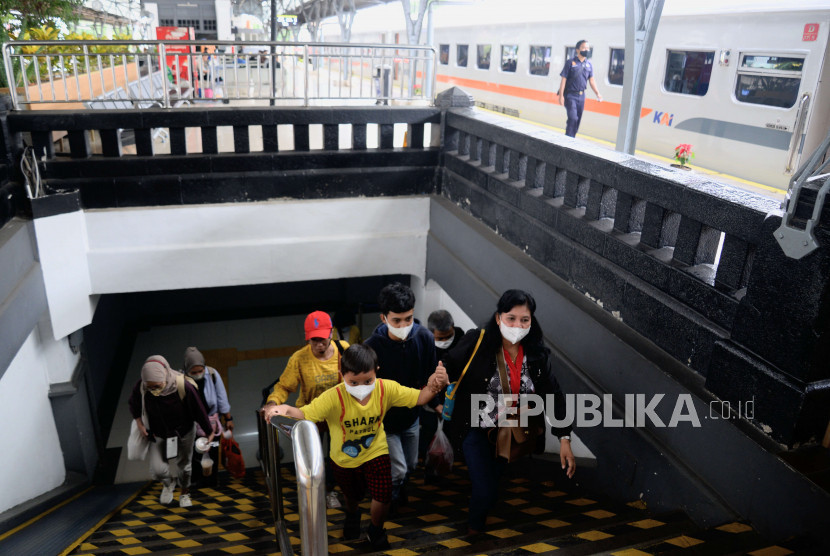 Ilustrasi. Stasiun Pasar Senen, Jakarta Pusat. (Foto: Dok Republika/Putra M Akbar)