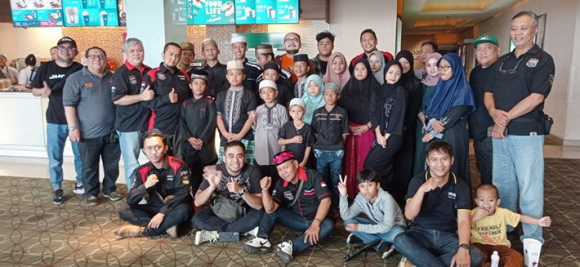 Jakarta Max Owners Ajak Yatim Piatu Nobar        dok JMO