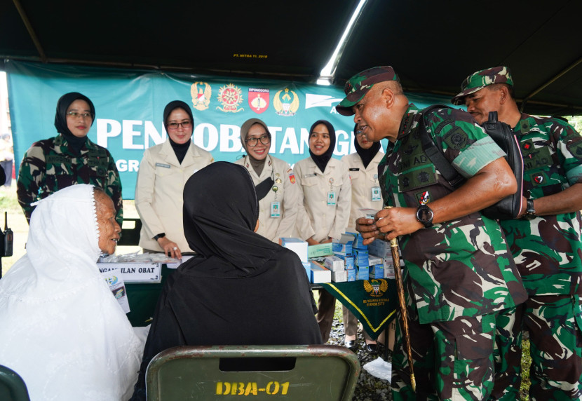 Panglima Kostrad (Pangkostrad) Letnan Jenderal TNI Muhammad Saleh Mustafa di Banyumas, Jawa Tengah. (Dok TNI AD)