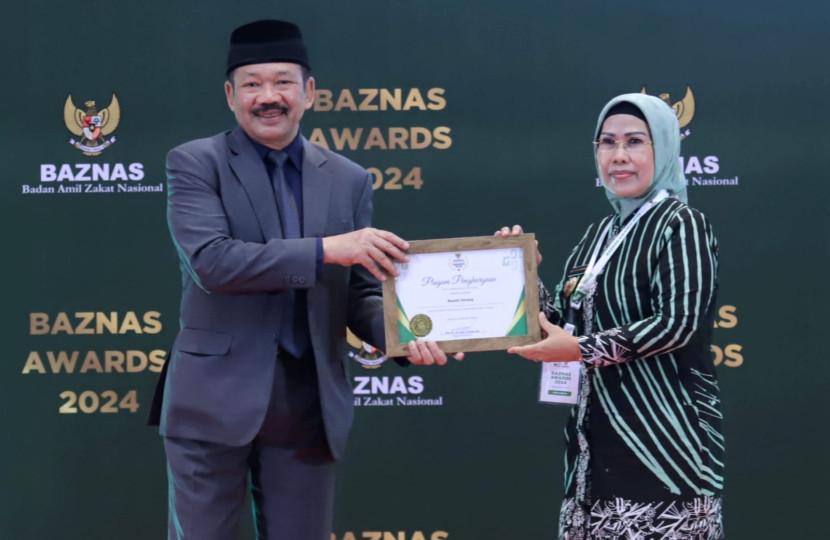 Ratu Tatu Chasanah Raih Baznas Award 2024