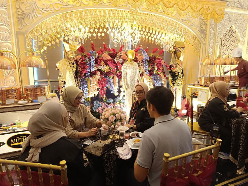 165 Wedding Expo yang digelar di Granada Ballroom, Menara 165, Jakarta. berlangsung meriah 