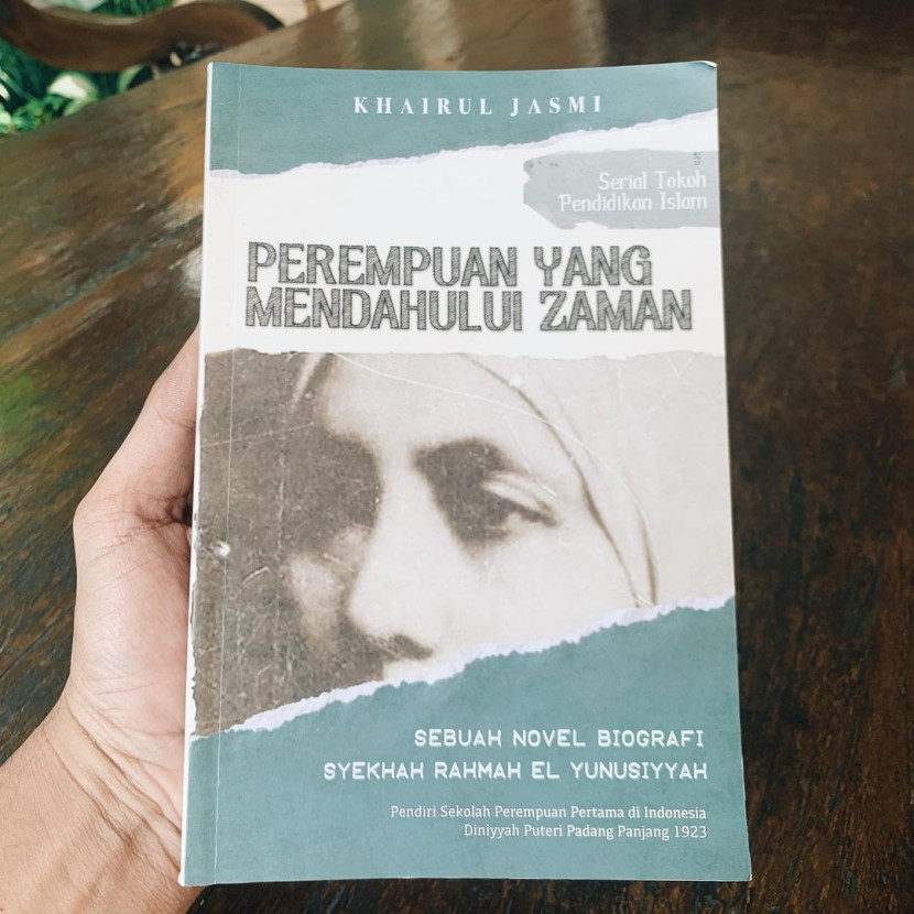 Salah satu novel biografi karya KJ yang juga berkisah tentang kehebatan perempuan Ranah Minang berjudul 