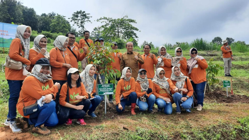 KLHK kembali melaksanakan kegiatan penanaman serentak di seluruh Indonesia pada Kamis (7/3/2024). (Dok KLHK)