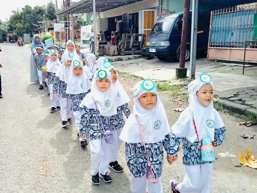 Pawai ramadhan, salah satu kegiatan yang digelar menyambut bulan suci ini.