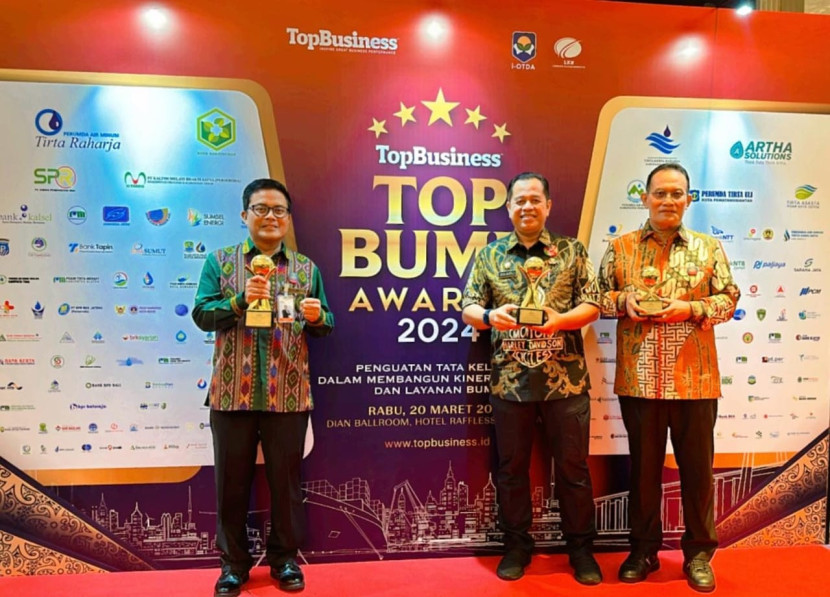 PT Bank Sumut kembali menorehkan prestasi gemilang dalam ajang TOP BUMD Awards 2024 yang digelar pada Rabu (20/3/2024). (Dok Bank Sumut)