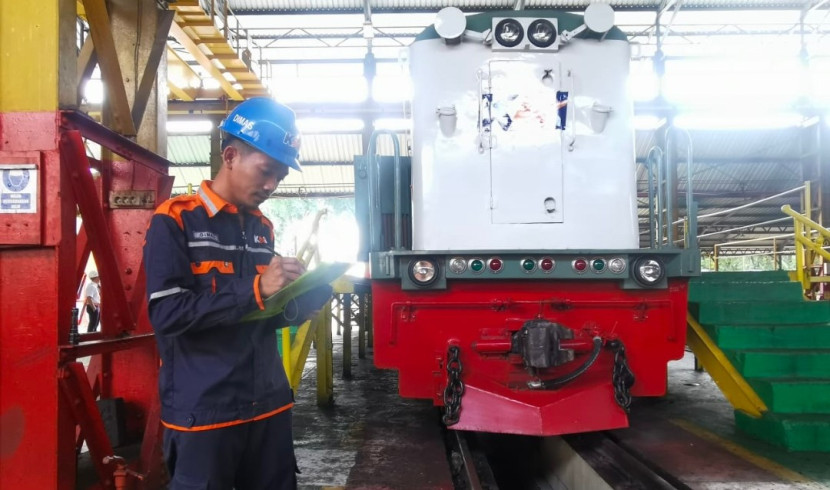 PT KAI Daop 9 Jember akan tambah armada kereta dan lokomotif angkutan Lebaran 2024. (Foto: Sugianto)