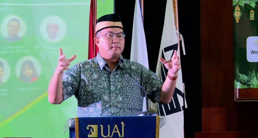 Ketua Umum Ikatan Cendekiawan Muslim se-Indonesia (ICMI) Prof Arif Satria, dalam sambutannya pada pembukaan seminar bertajuk 